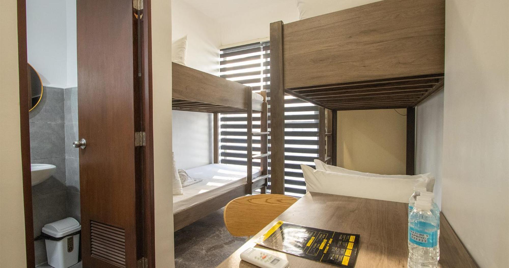 The Pad Coliving Hostel Cebu ภายนอก รูปภาพ